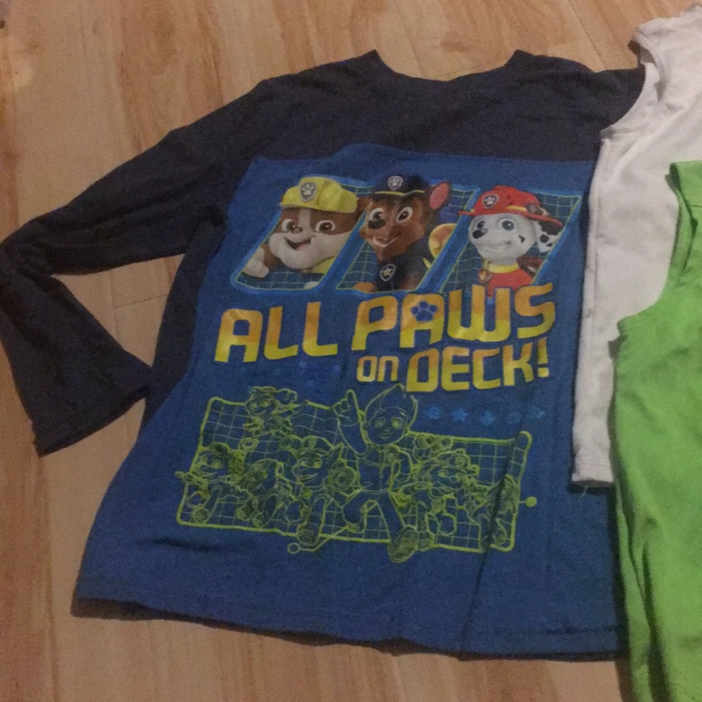 Random clothes - Picture 2 of 7